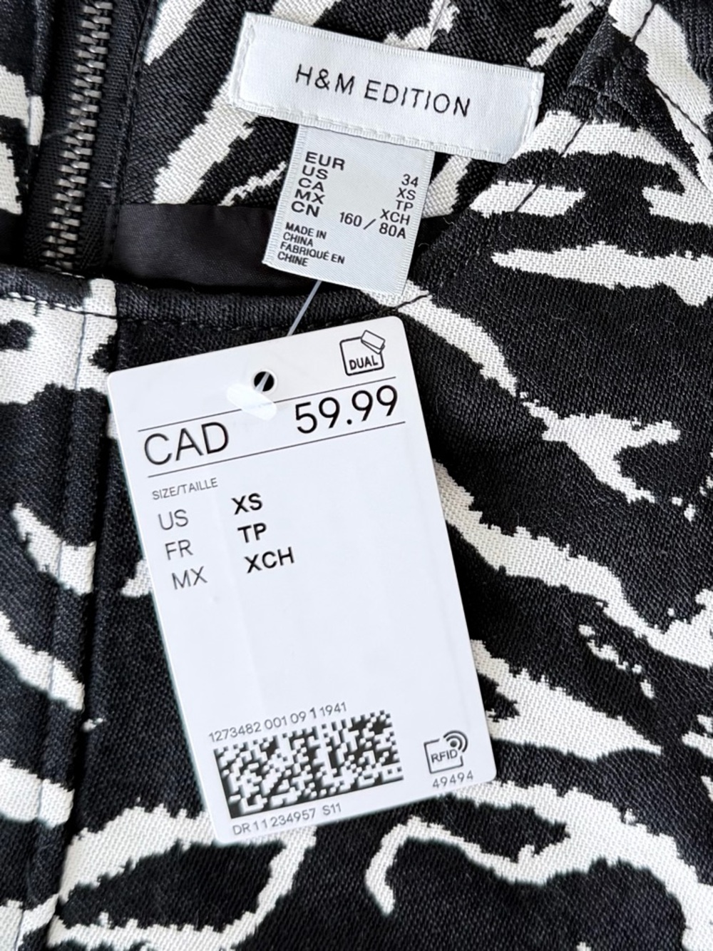 H&M Edition Zebra Print Jacquard Mini Dress Structured Size XS Black White - Picture 3 of 11